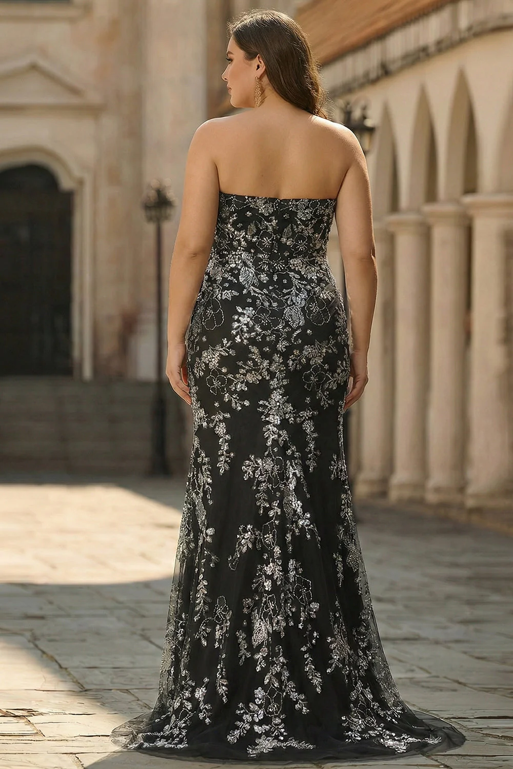 Robe de bal longue sirène noire sans bretelles grande taille avec perles - Image 2