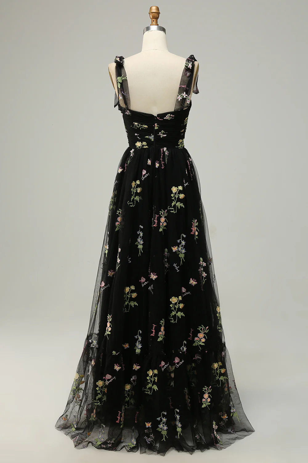 Robe de bal longue verte en tulle avec broderie élégante - Image 12