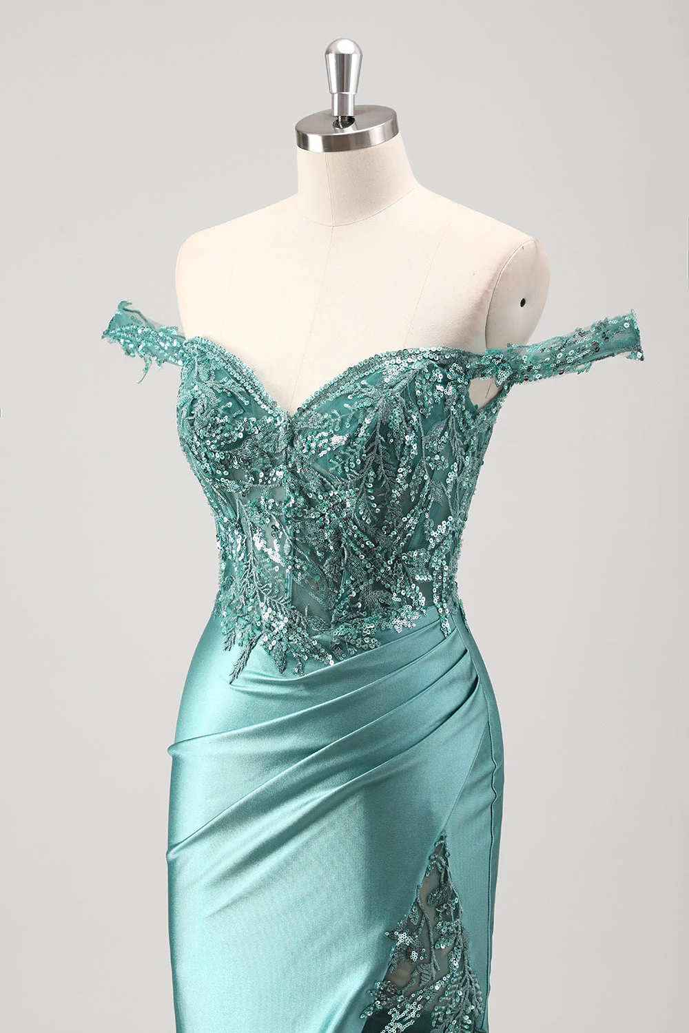 Robe de soirée sirène gris métallisé scintillante à paillettes avec fente élégante - Image 8