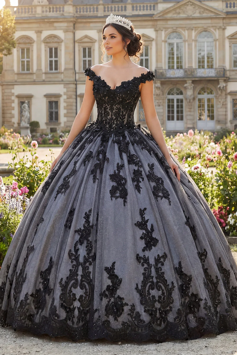 Robe de bal noire à épaules dénudées, robe de bal appliquée