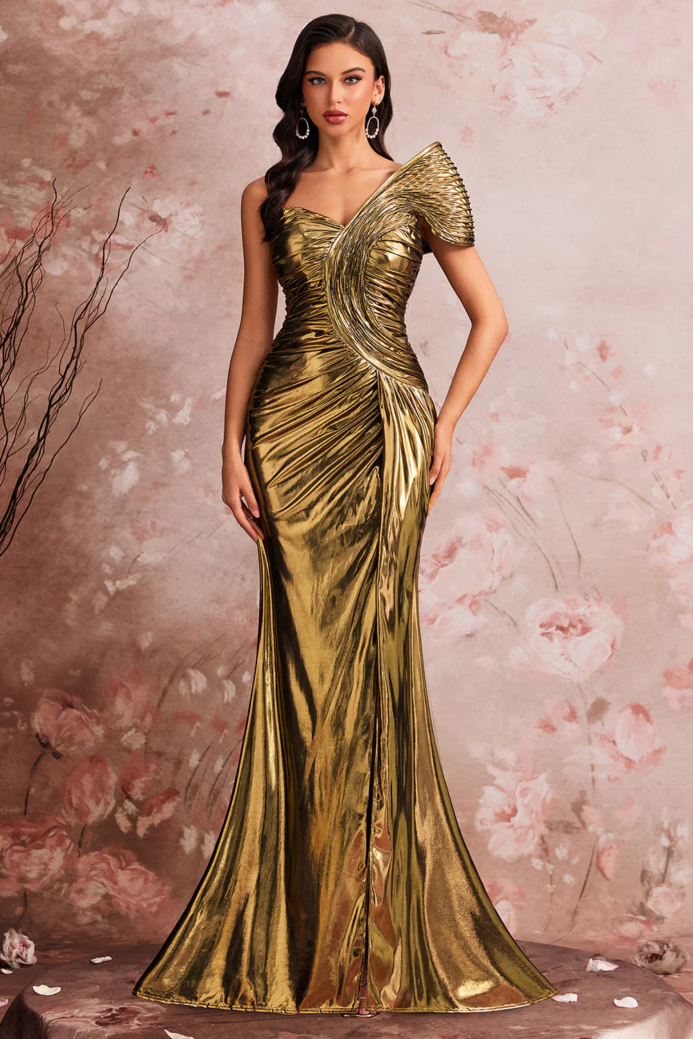 Robe de bal plissée sirène dorée à une épaule - Image 5