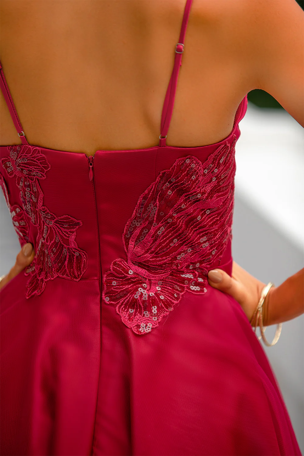 Robe de soirée rouge courte - Image 4