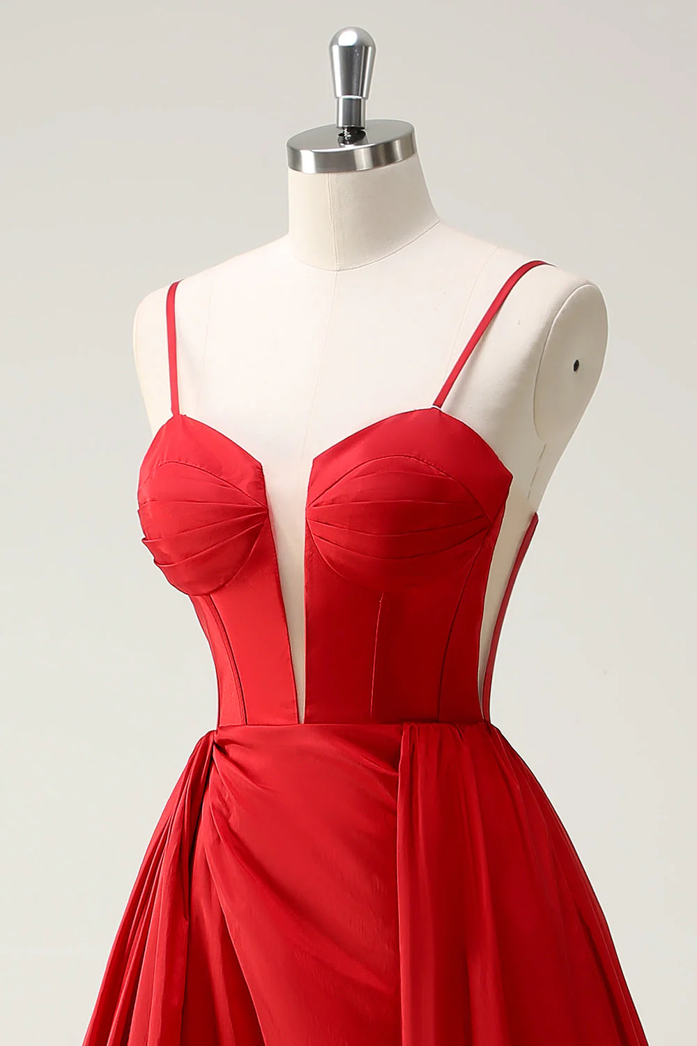 Robe de bal longue rouge à bretelles spaghetti et dos lacé avec fente - Image 6