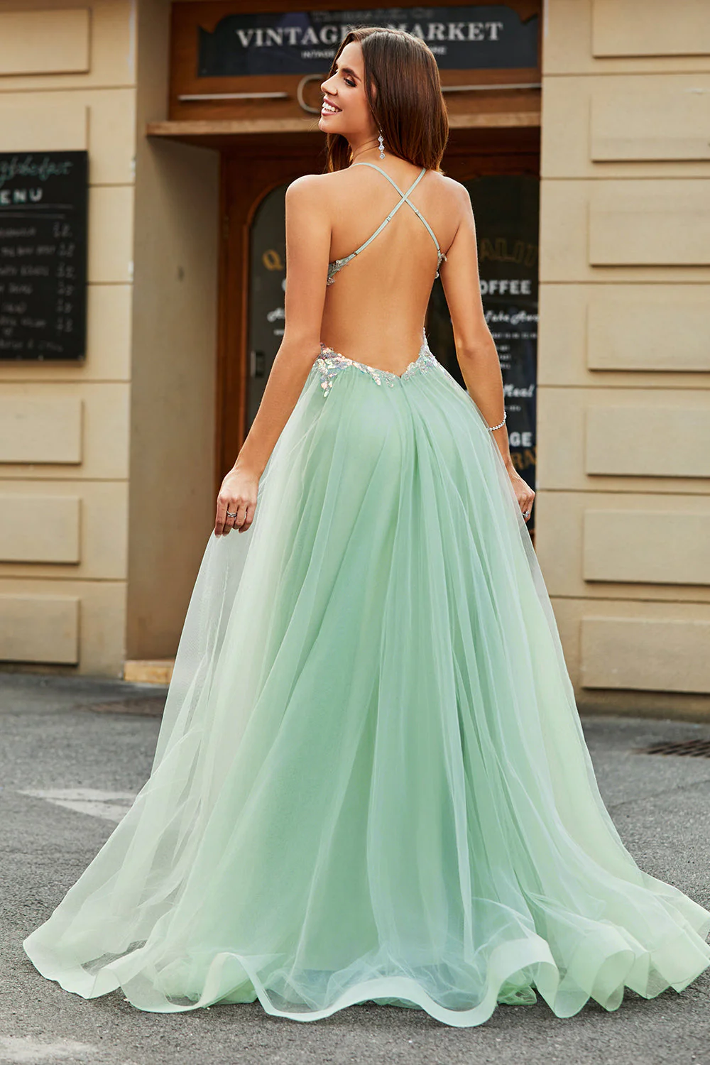 Robe de soirée vert clair perlée A-Line avec fente - Image 4