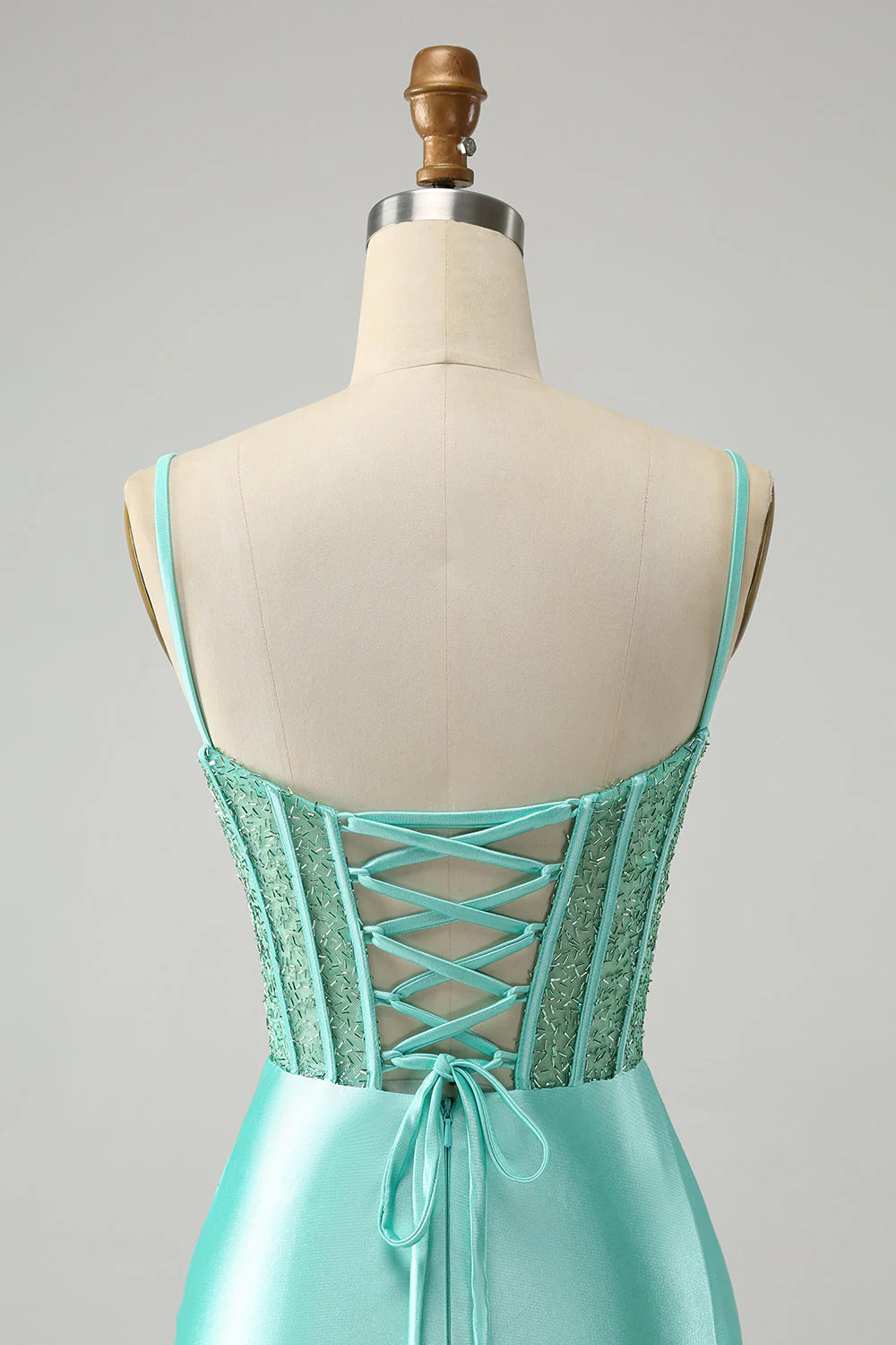 Robe de balle en satin corset à bretelles spaghetti rouge élégante avec fente - Image 17