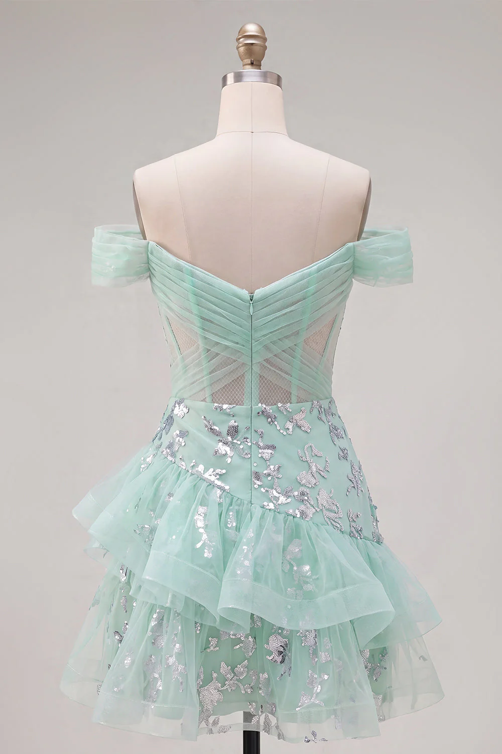 Robe de balles à la fine avec corset menthe et paillettes à l’épaule dénudée - Image 2