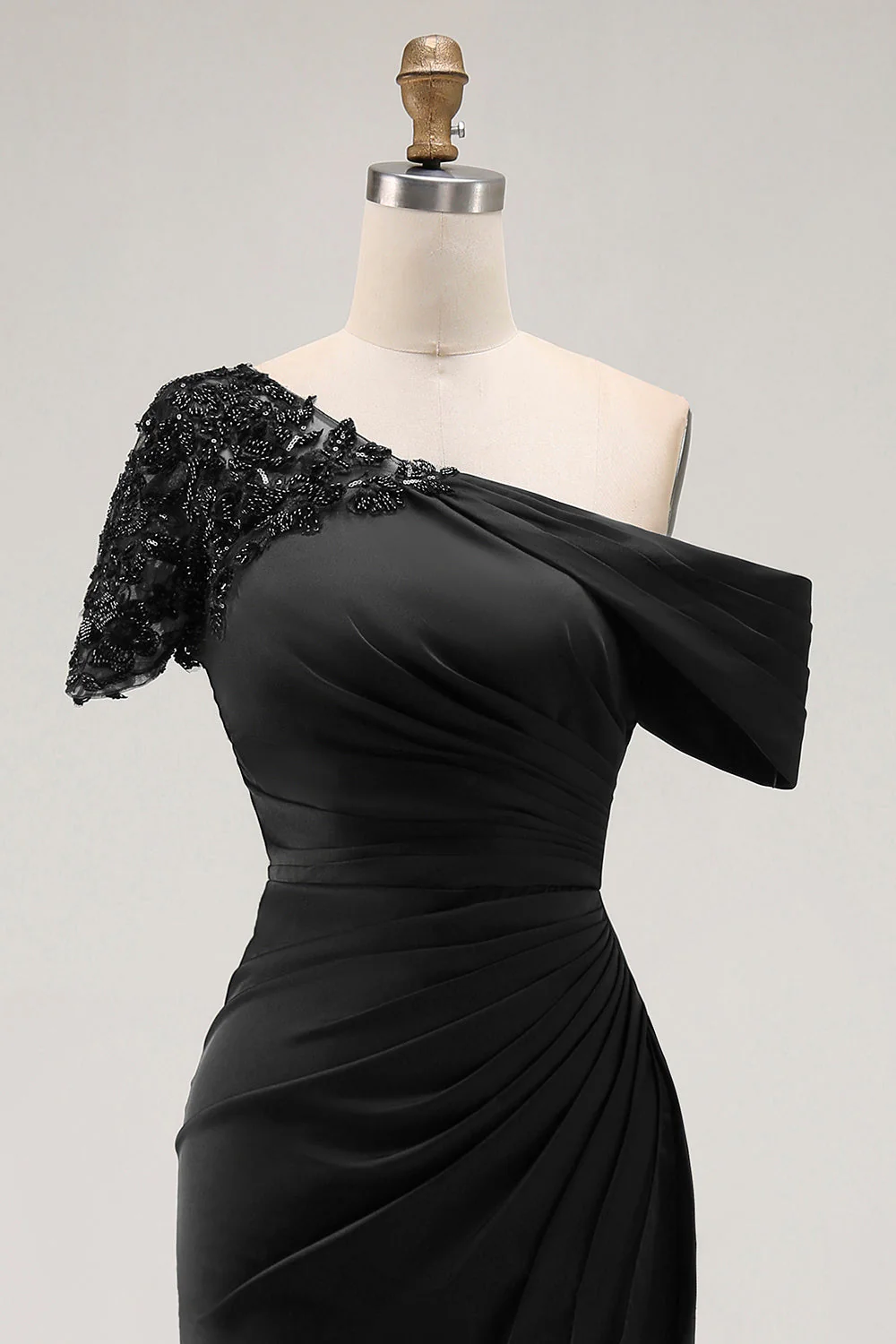 Robe mère de la mariée sirène noire asymétrique à appliques - Image 6