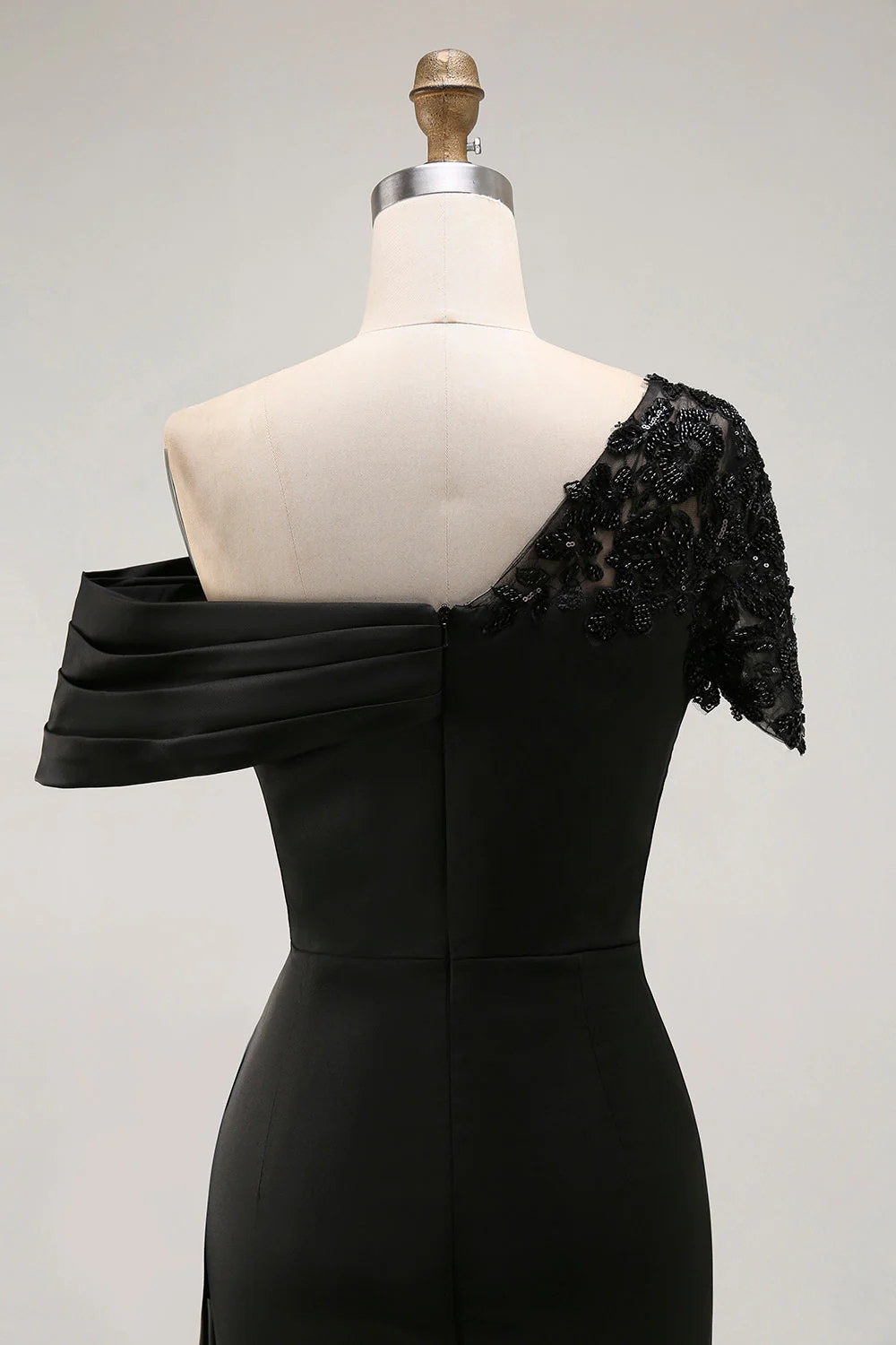 Robe mère de la mariée sirène noire asymétrique à appliques - Image 7
