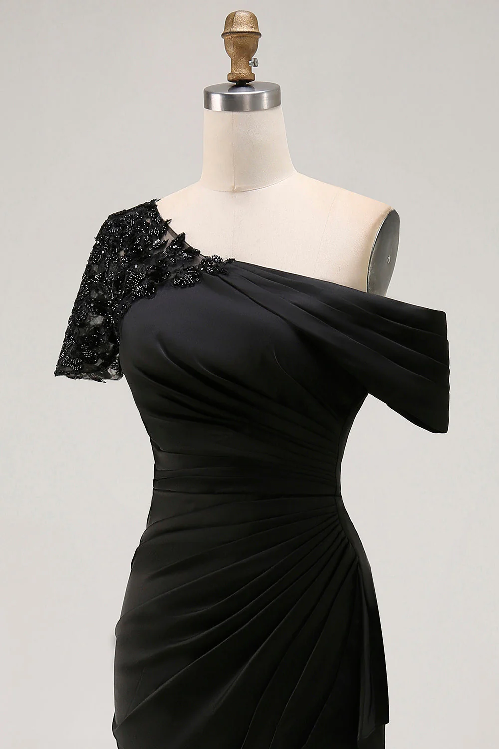 Robe mère de la mariée sirène noire asymétrique à appliques - Image 8
