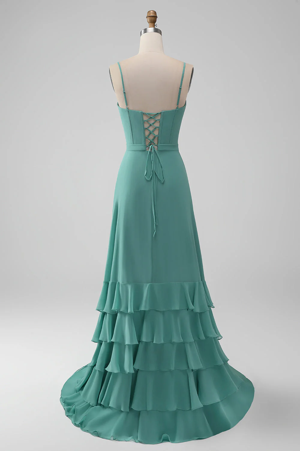Robe de demoiselle d’honneur à bretelles spaghetti vert gris avec volants - Image 2