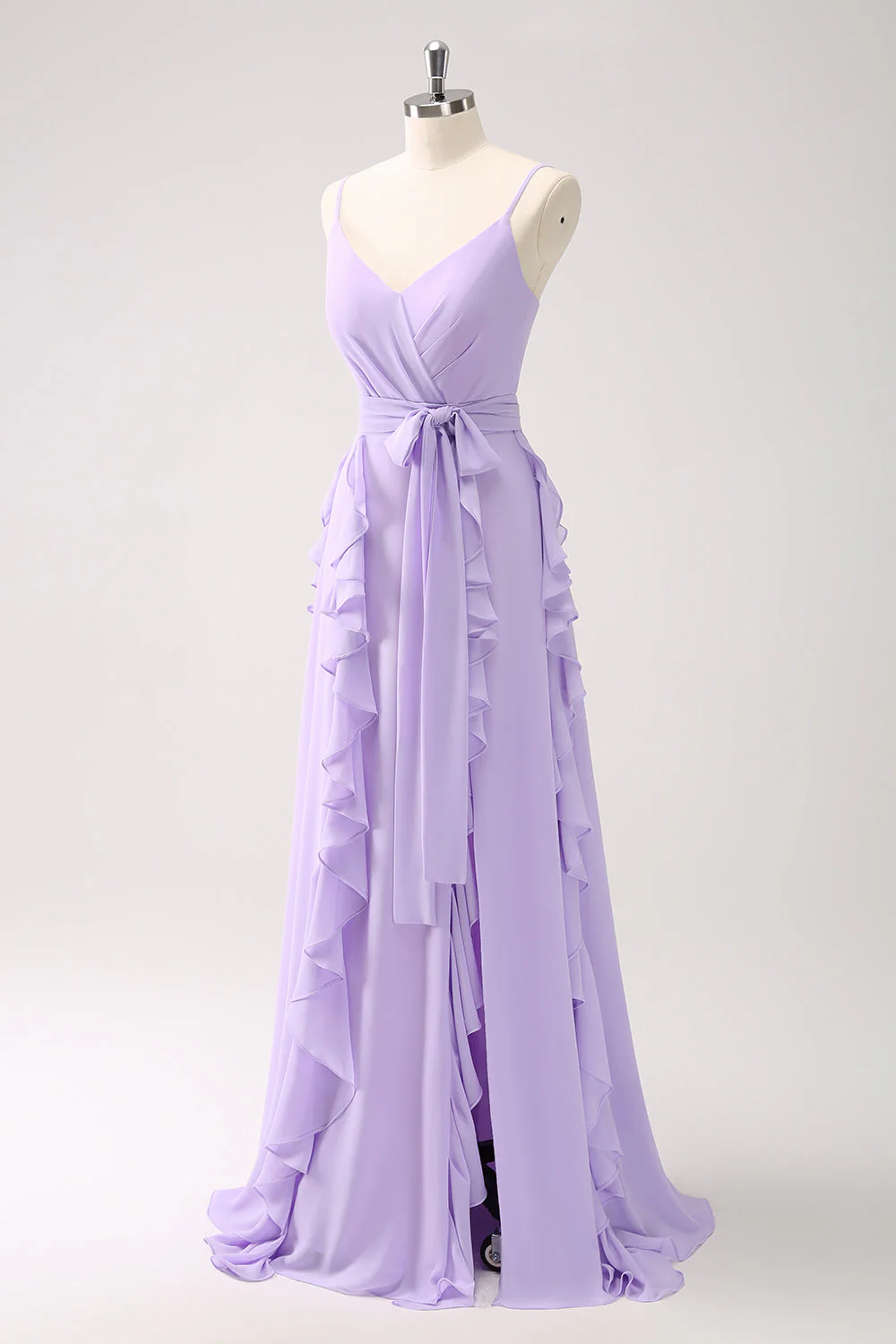 Robe de demoiselle d’honneur à volants en mousseline de soie lilas avec fente - Image 3