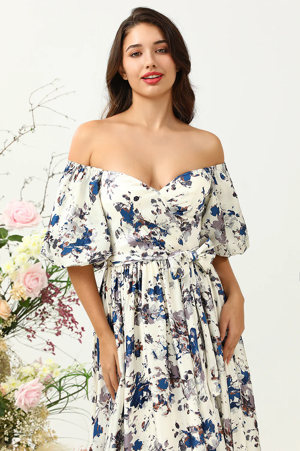 Robe de demoiselle d’honneur Boho à fleur bleue blanche - Image 6
