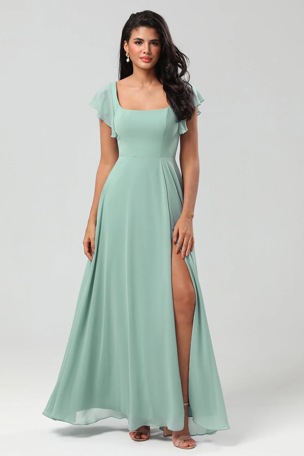 Robe de demoiselle d’honneur en mousseline de soie verte à col carré avec volants