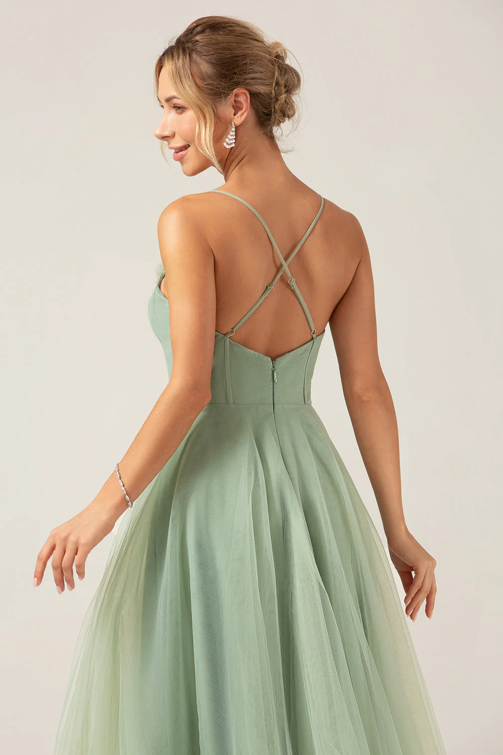 Robe de demoiselle d’honneur en tulle matcha à corset A-ligne longueur thé - Image 8