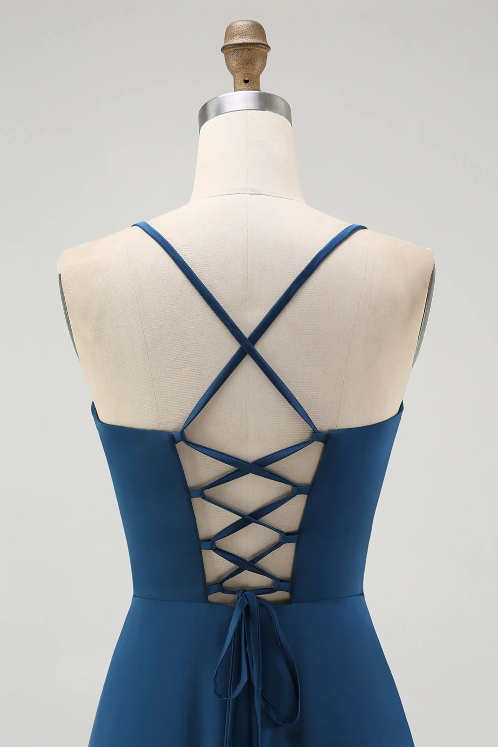 Robe de demoiselle d’honneur longue à bretelles spaghetti bleu foncé - Image 5