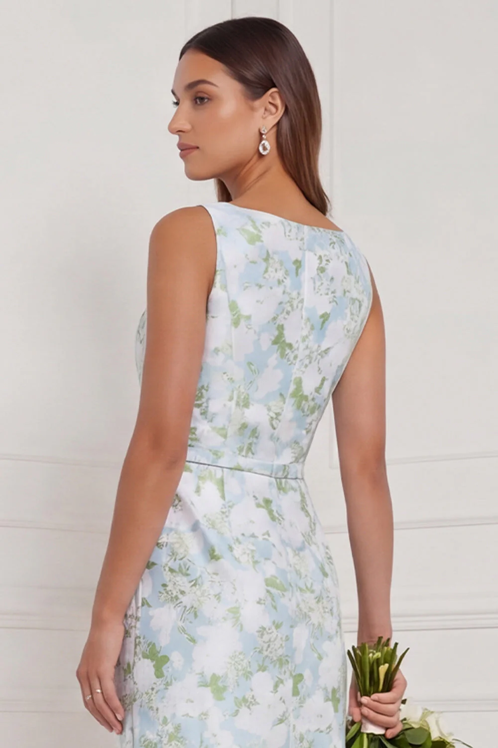Robe de demoiselle d’honneur longue à col bateau bleu blanc à fleurs - Image 5