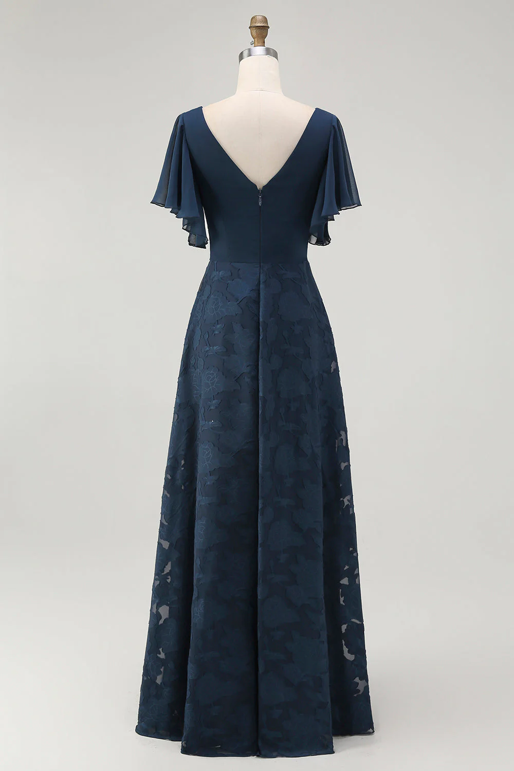 Robe de demoiselle d’honneur longue à col en V florale bleu marine avec manches flottantes - Image 2