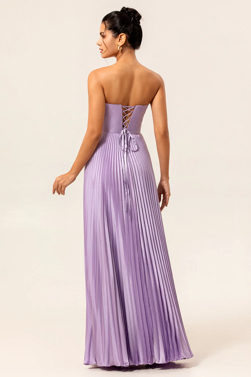 Robe de demoiselle d’honneur longue plissée lilas sans bretelles - Image 2