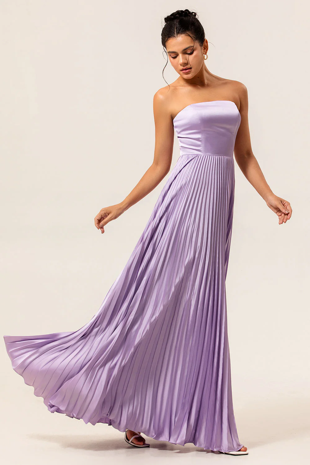 Robe de demoiselle d’honneur longue plissée lilas sans bretelles - Image 3