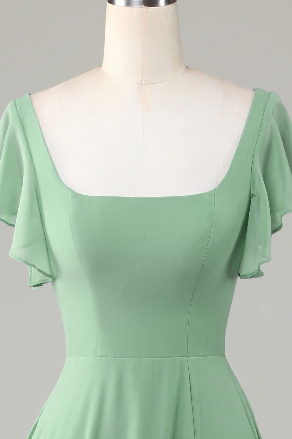 Robe de demoiselle d’honneur matcha à col carré avec volants - Image 4