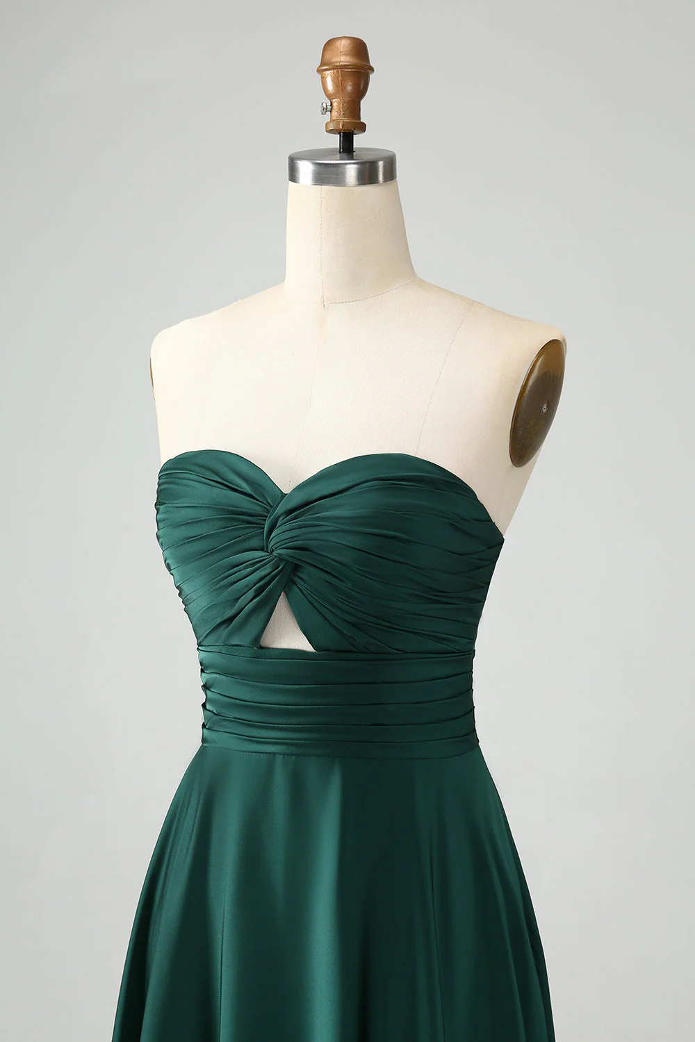 Robe de demoiselle d’honneur plissée en trou de serrure vert foncé - Image 13