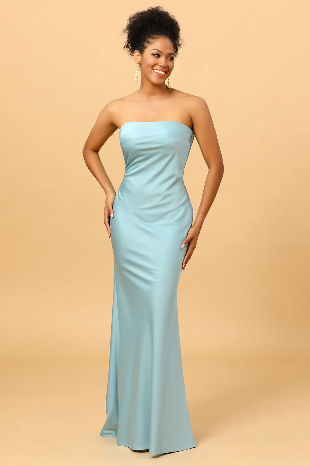 Robe de demoiselle d’honneur satin bleu gris - Image 4