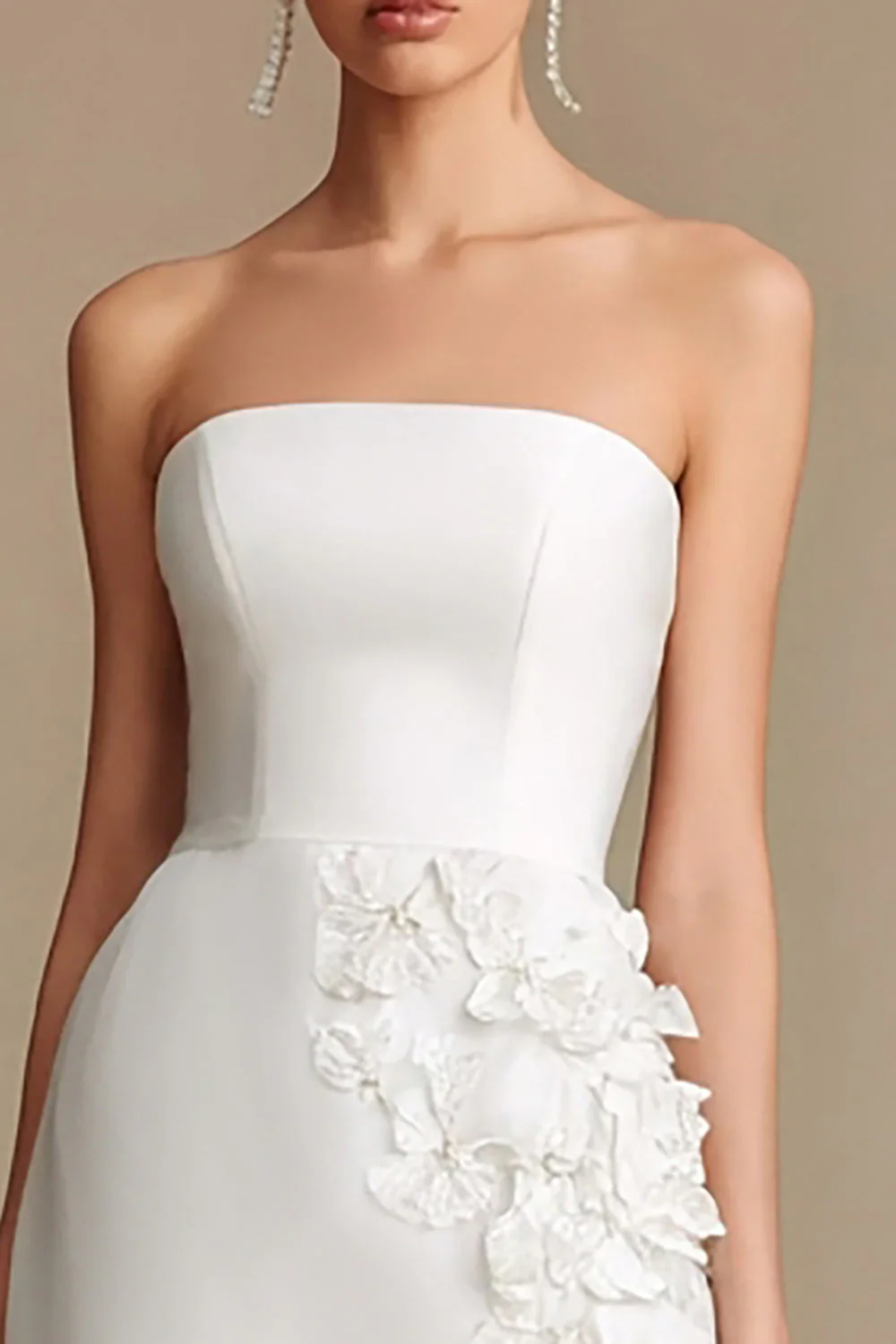 Robe de dîner de répétition sans bretelles blanches appliquées - Image 2