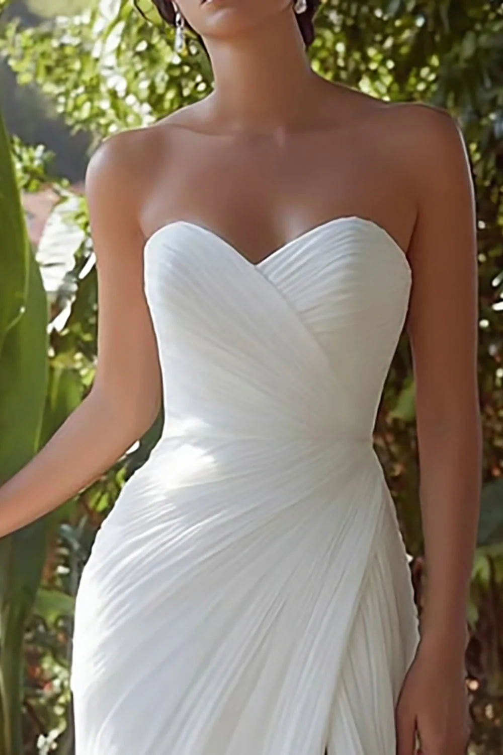 Robe de dîner de répétition sans bretelles blanches froncées - Image 2