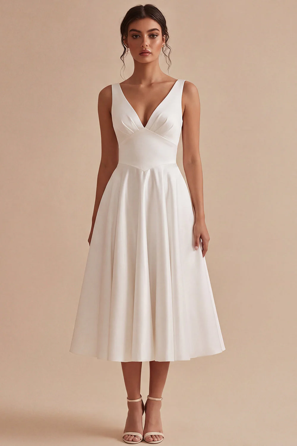 Robe de fiançailles blanche à col en V à ligne A