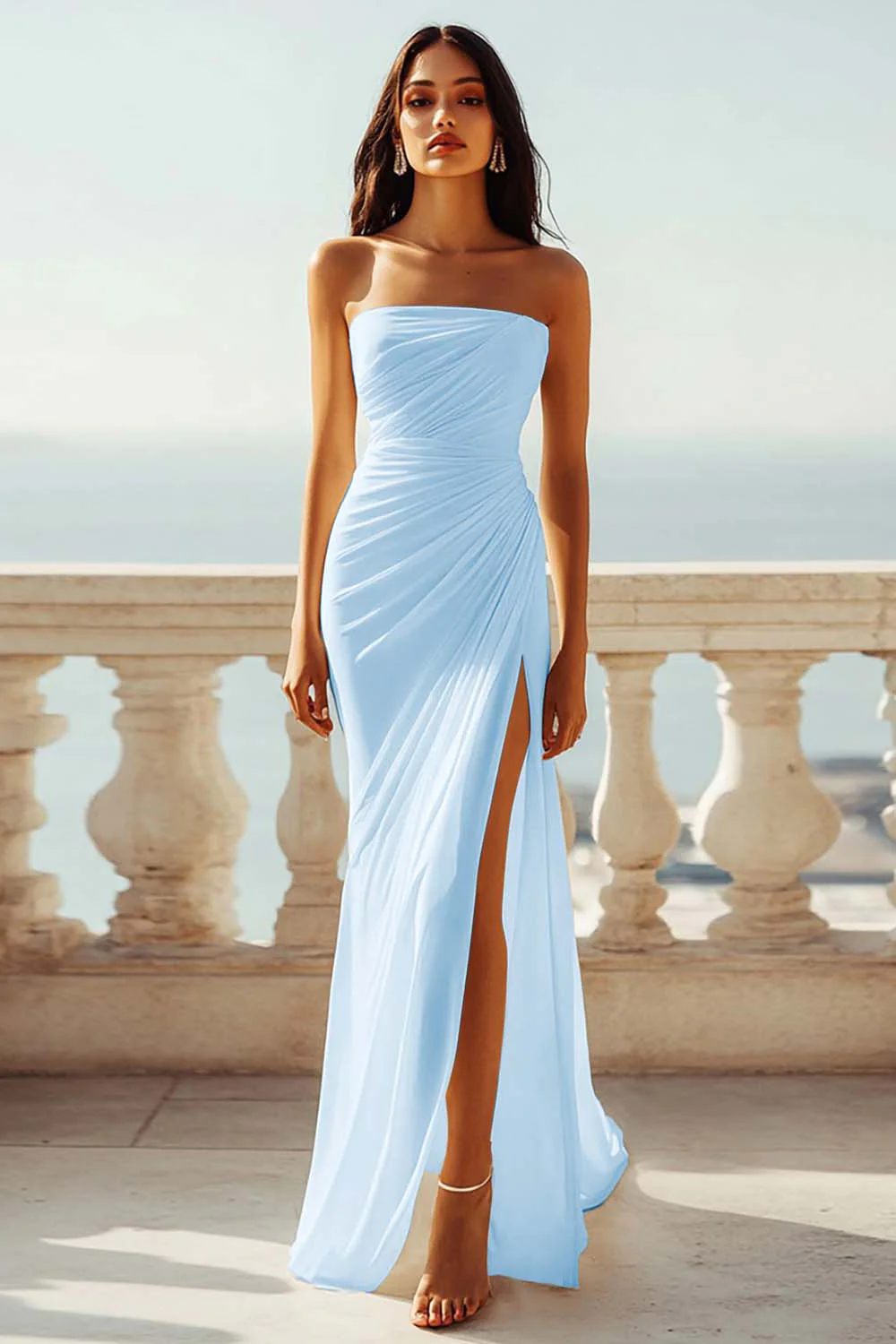 Robe de fiançailles de plage ivoire sans bretelles froncée en mousseline de soie avec fente - Image 17