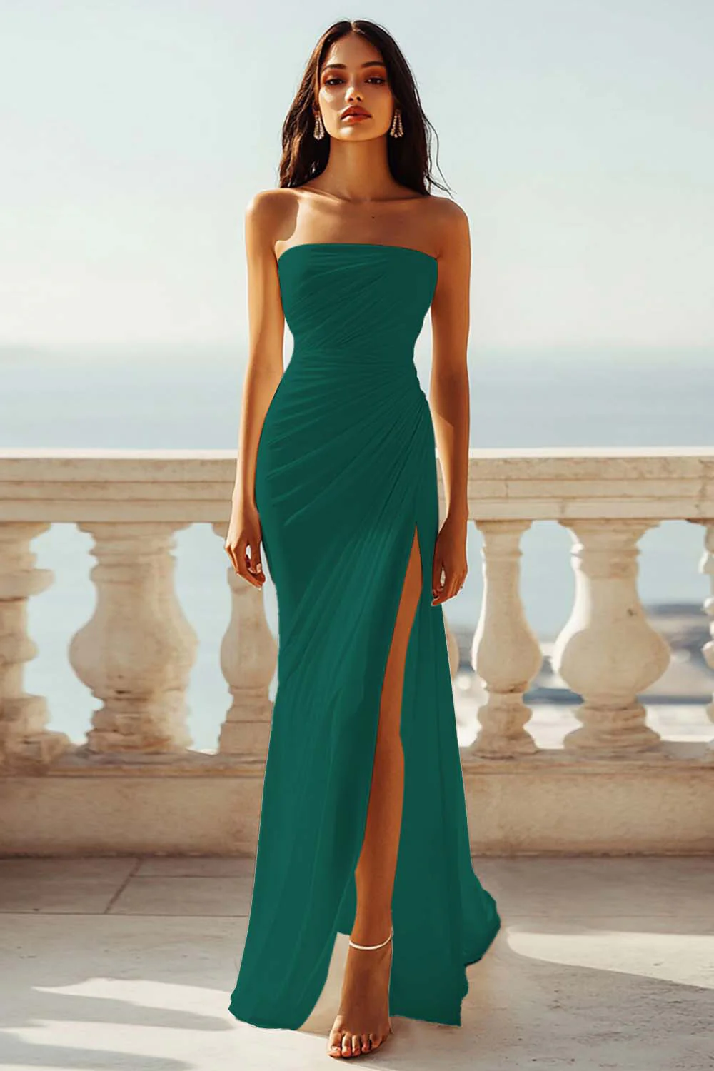 Robe de fiançailles de plage ivoire sans bretelles froncée en mousseline de soie avec fente - Image 6