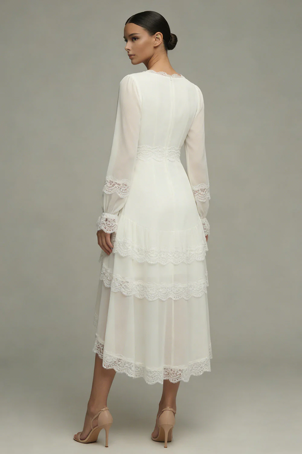 Robe de fiançailles Midi blanche à col en V à volants avec dentelle - Image 2