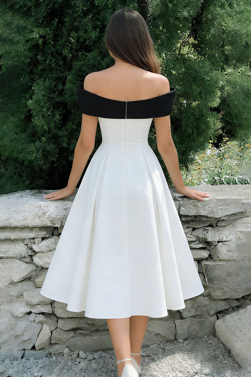 Robe de fiançailles Midi blanche à épaules décollées avec nœud - Image 2