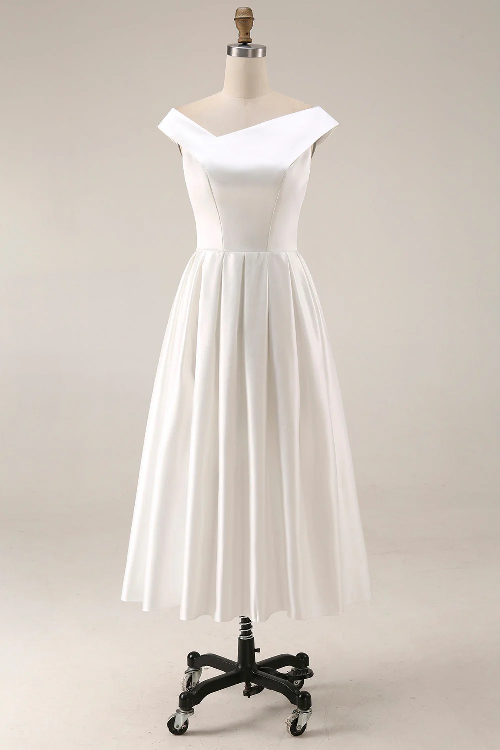 Robe de fiançailles Midi simple blanche décalée A Line - Image 3