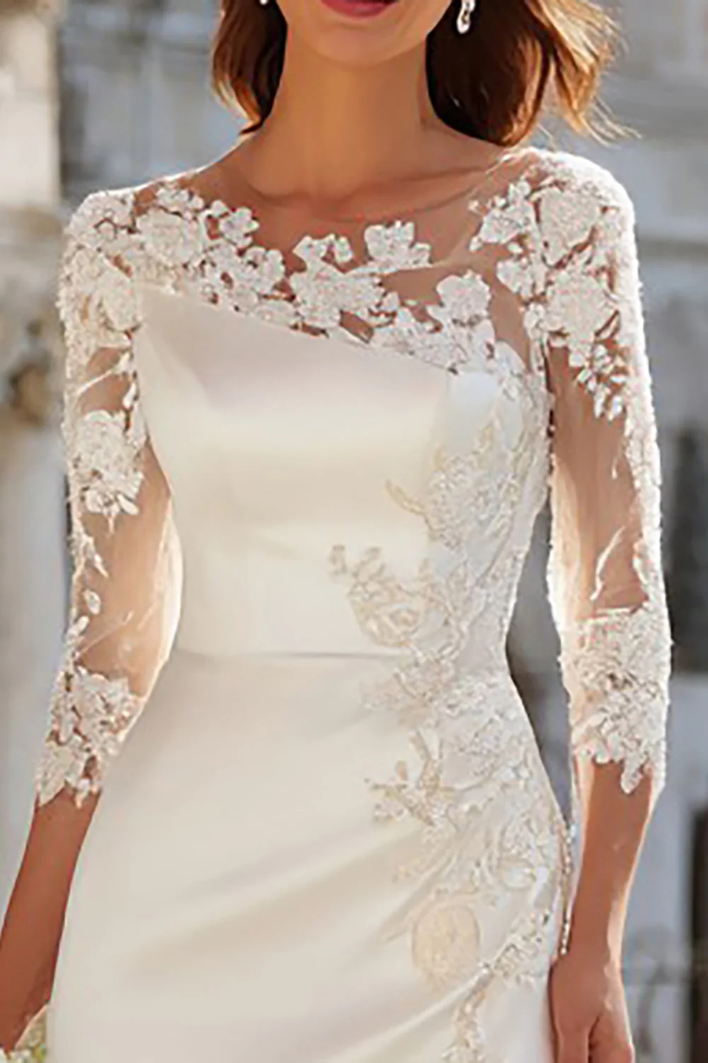 Robe de fiançailles sirène en satin ivoire à manches 3/4 avec fente - Image 3