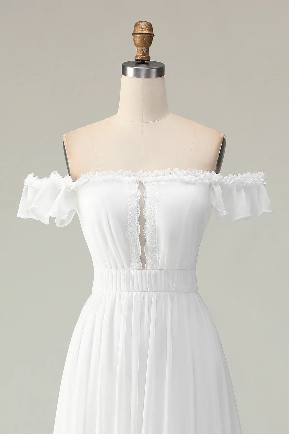Robe de graduation blanche à volants à épaules dénudées - Image 6