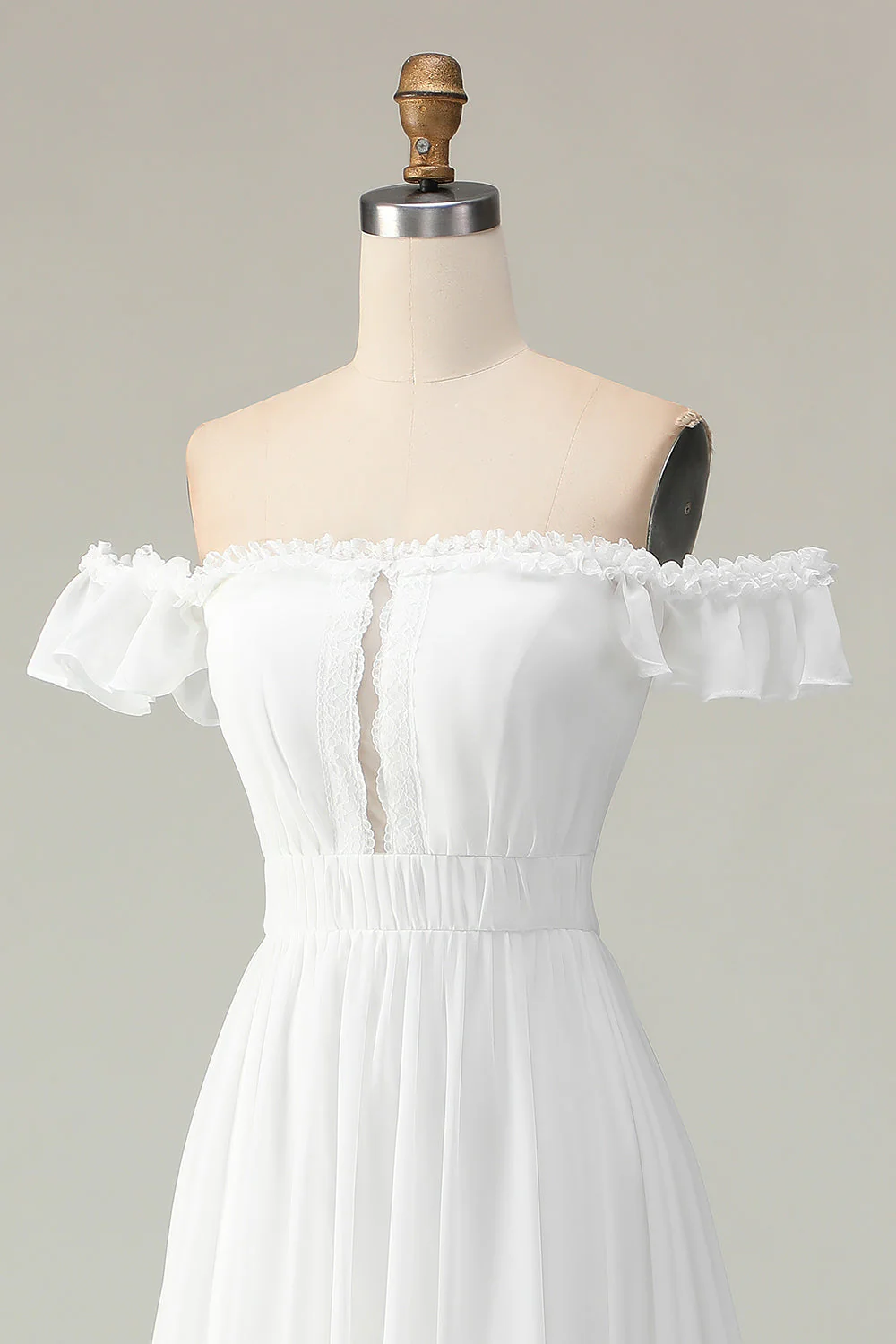 Robe de graduation blanche à volants à épaules dénudées - Image 8