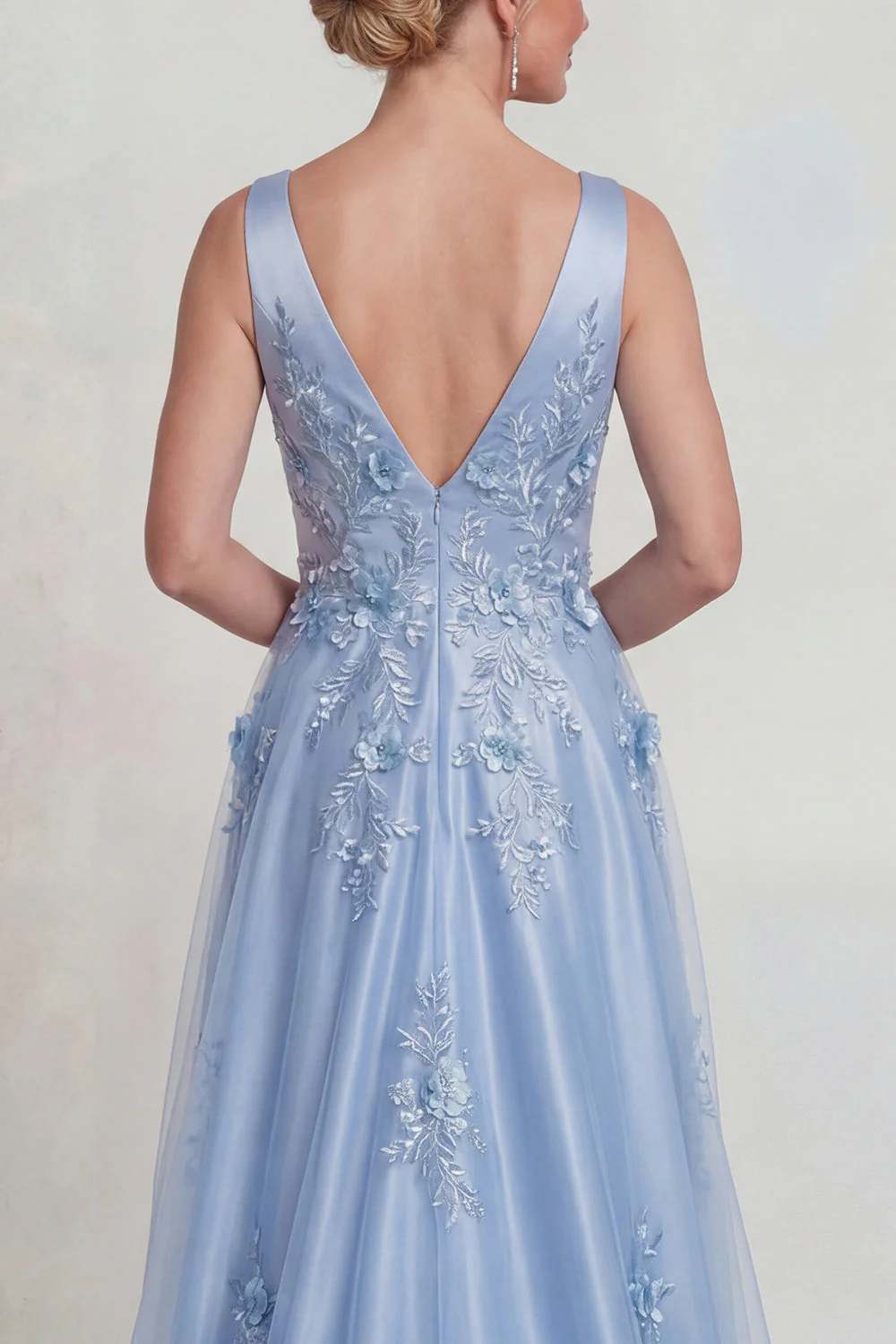 Robe de la mère de la mariée à col en V appliquée à fleurs bleues appliquées - Image 4