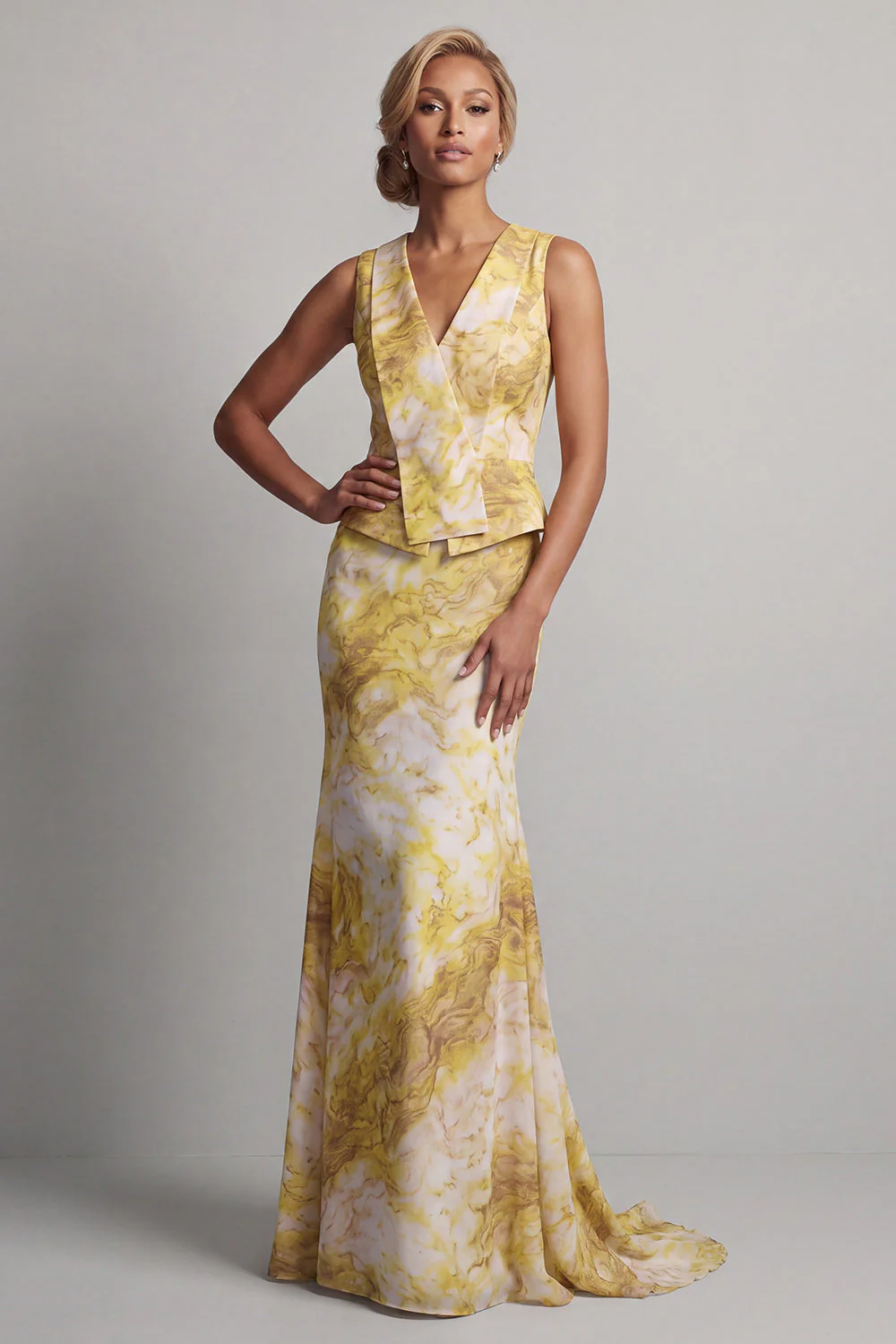 Robe de la mère de la mariée à motifs de sirène florale avec une longue robe jaune - Image 3