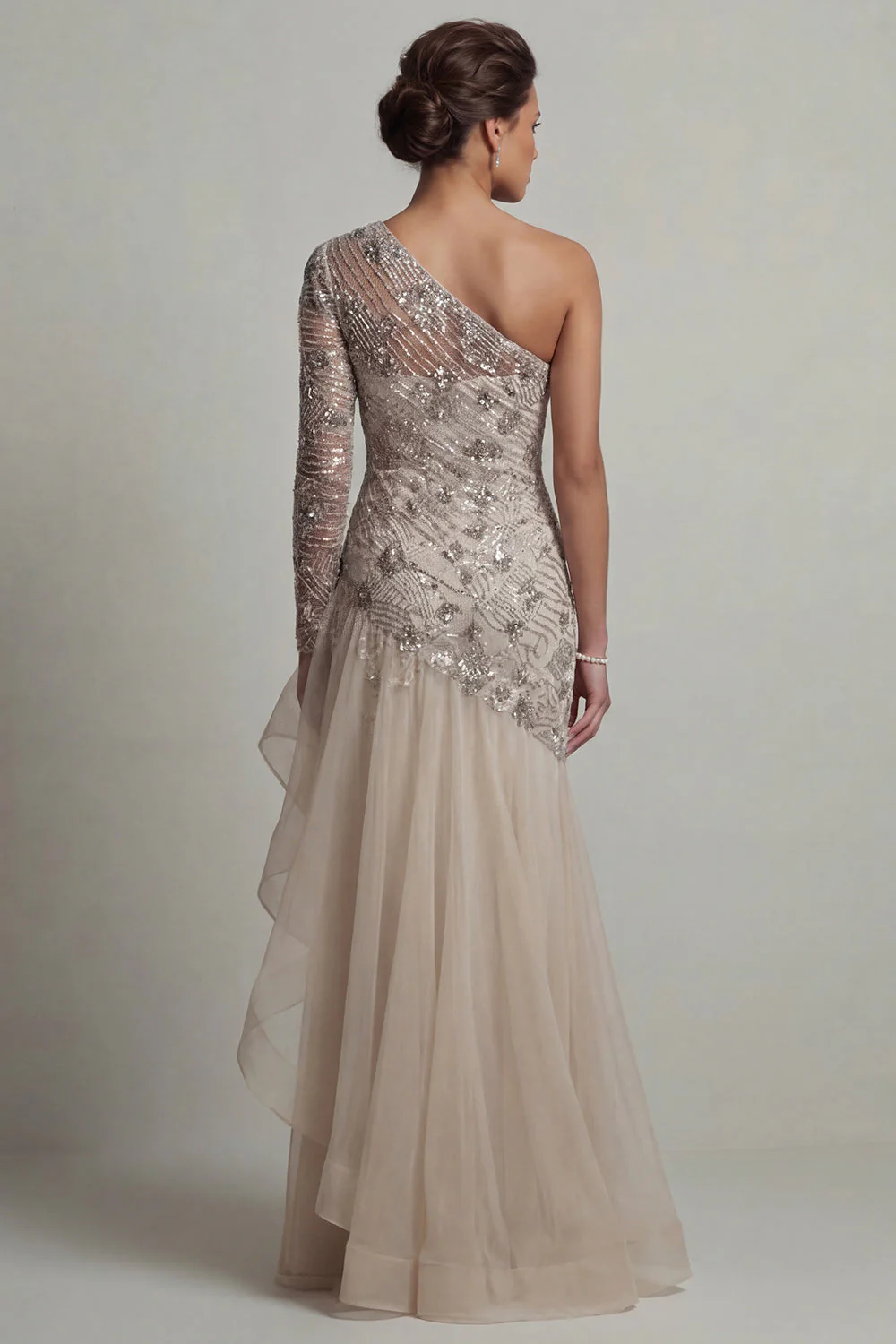 Robe de la mère de la mariée à une épaule à volants en forme de sirène blanche à sequins - Image 2