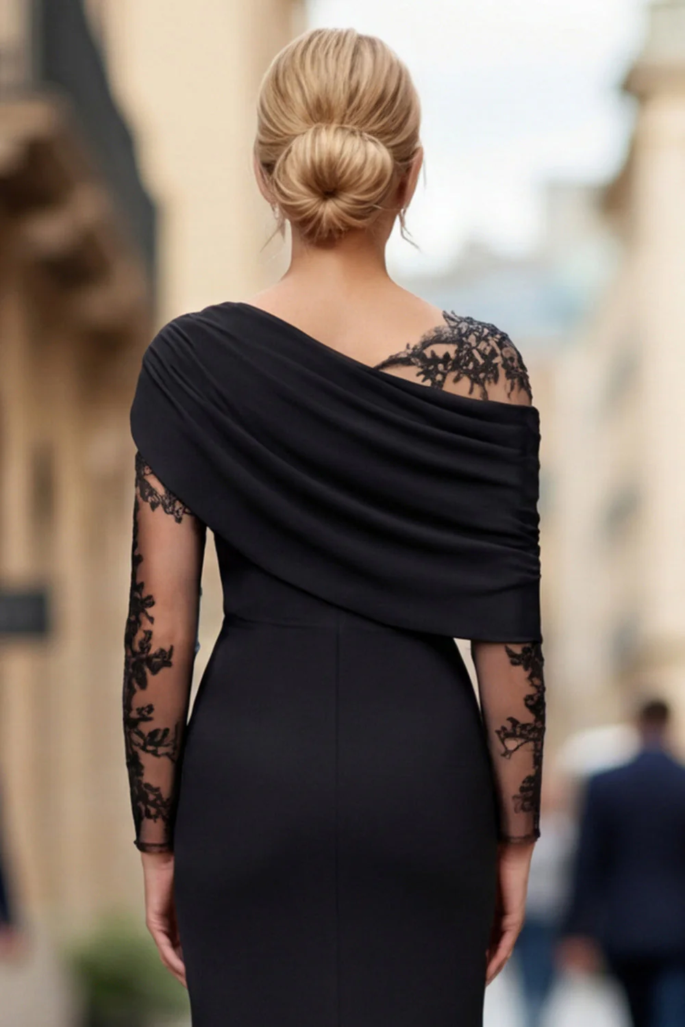 Robe de la mère de la mariée en lacette noire en satin à une épaule - Image 5