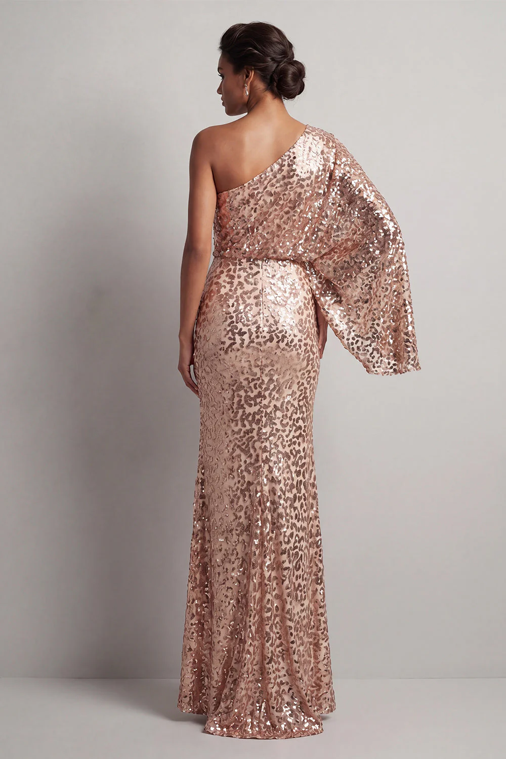 Robe de la mère de la mariée en paillettes champagne scintillante à une épaule longue avec manches - Image 2
