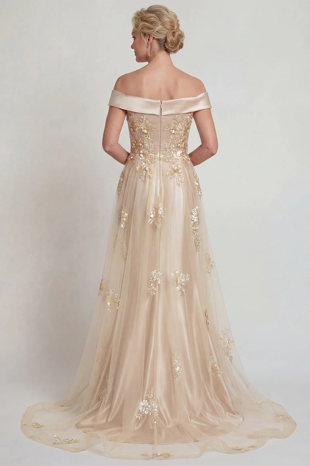 Robe de la mère de la mariée en satin appliquée au champagne - Image 2
