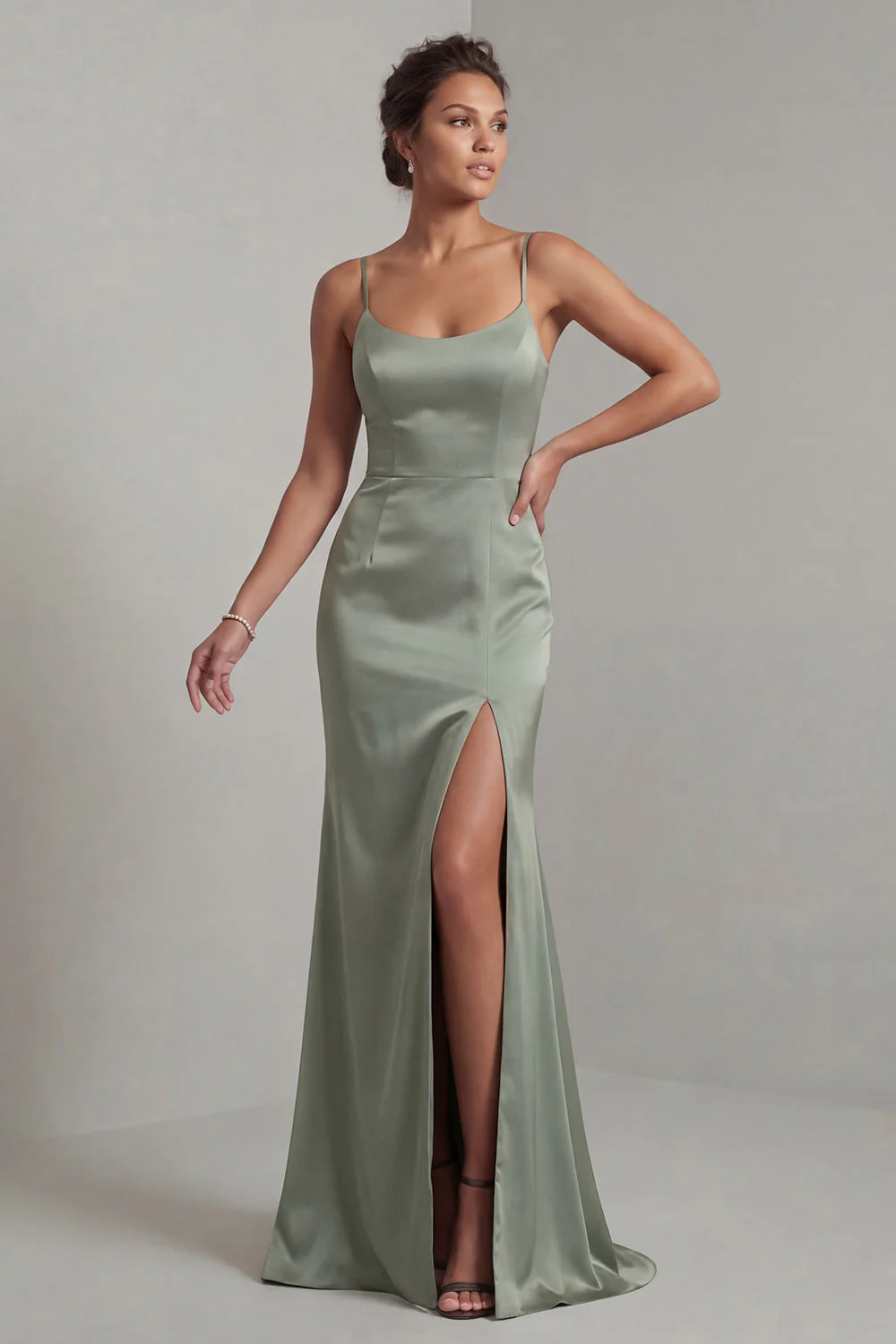 Robe de la mère de la mariée en satin vert clair avec une cape détachable - Image 6