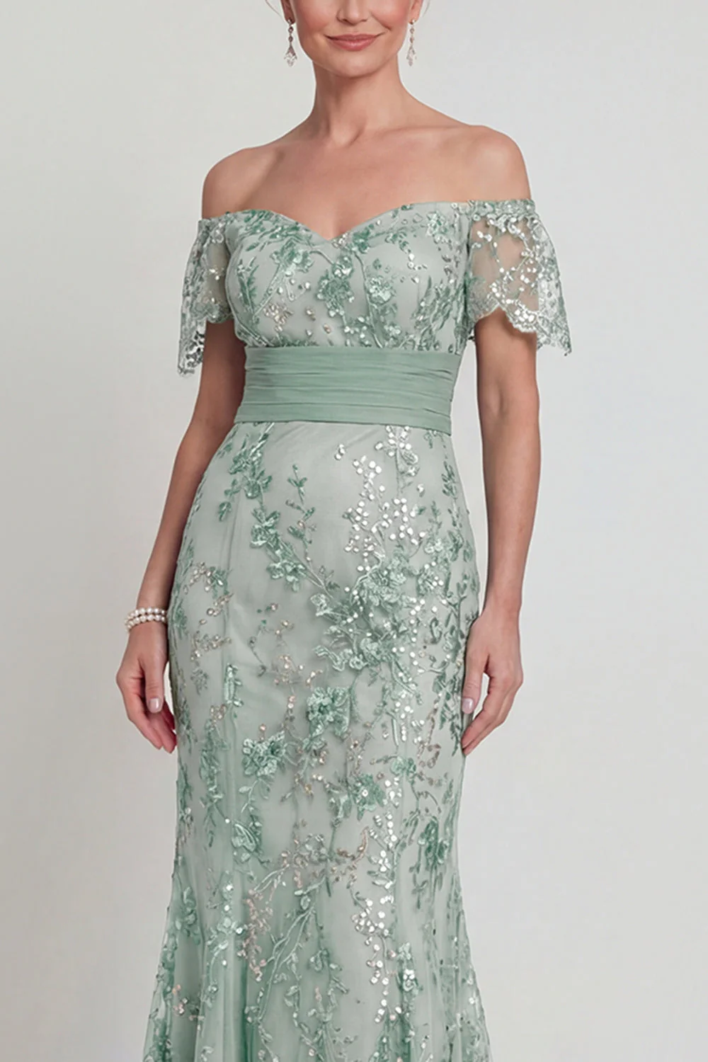Robe de la mère de la mariée en sirène verte à paillettes dénudée avec broderies - Image 3
