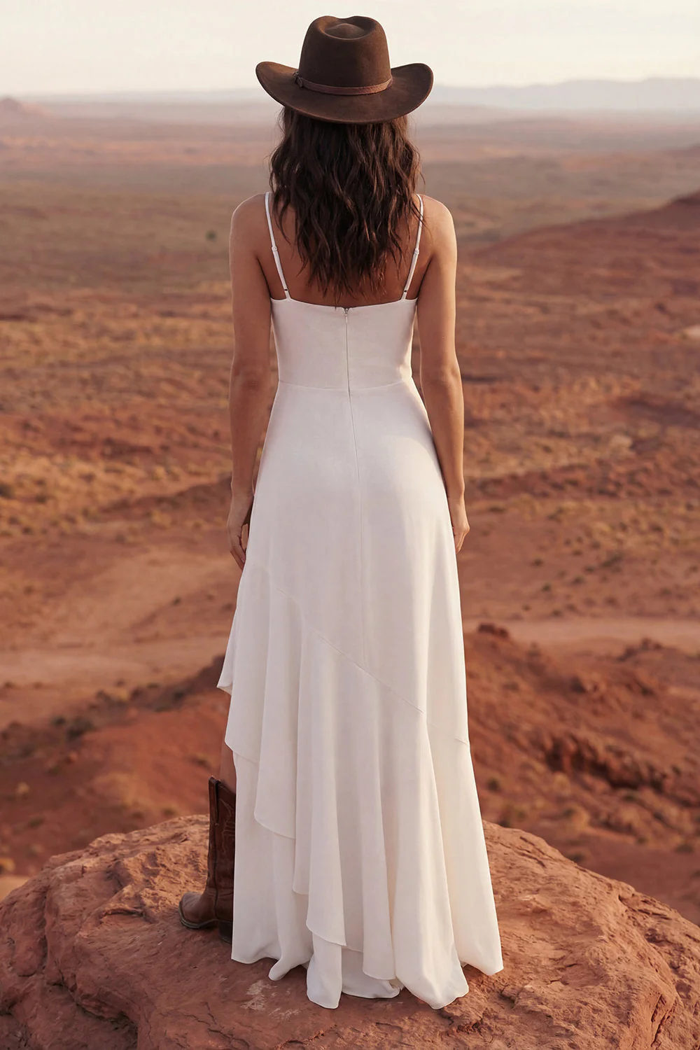 Robe de mariée à bretelles fines en éaucorps ivoire Maxi Beach - Image 2