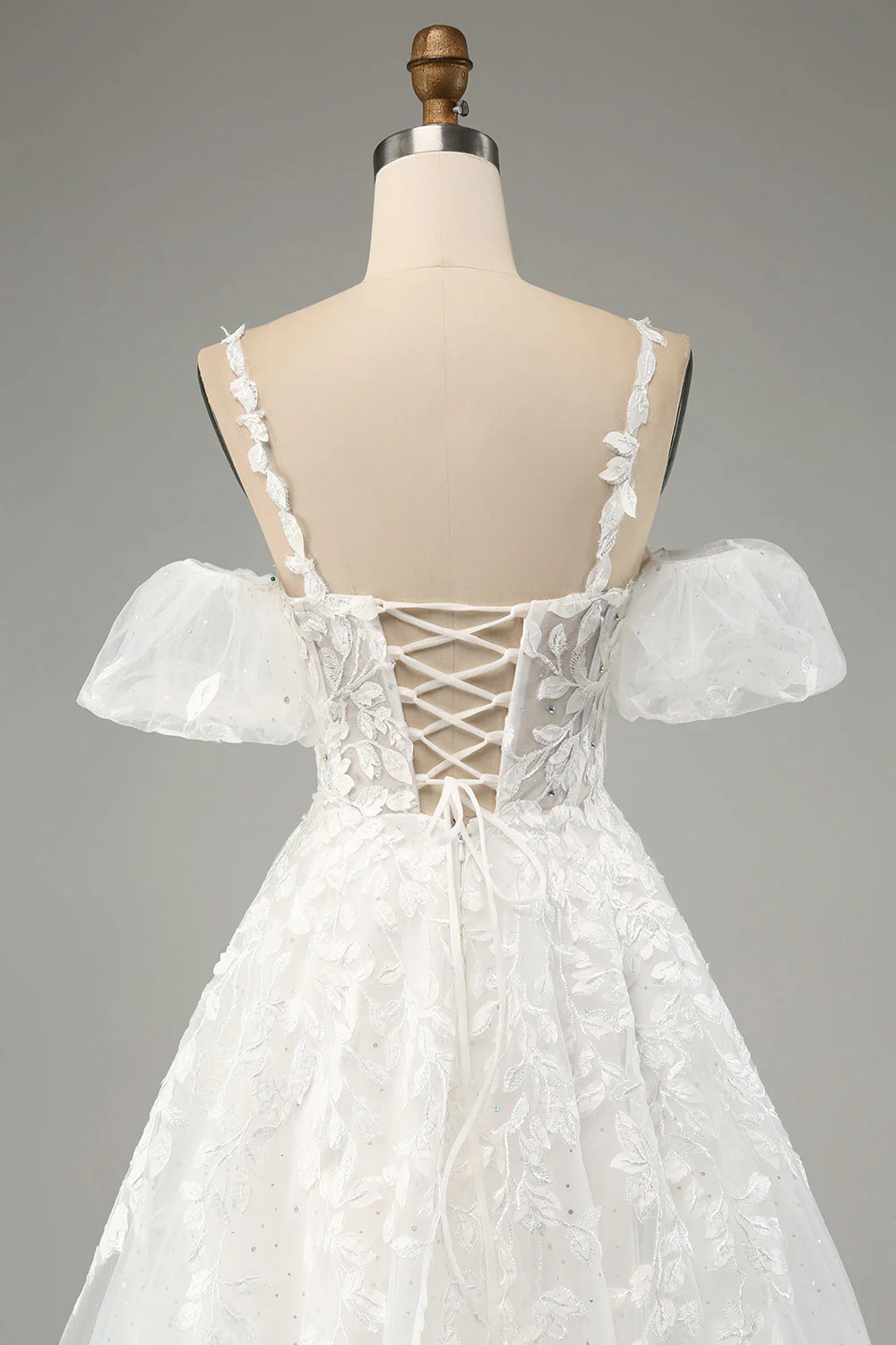 Robe de mariée à bretelles spaghetti en tulle trapèze ivoire avec appliques - Image 6