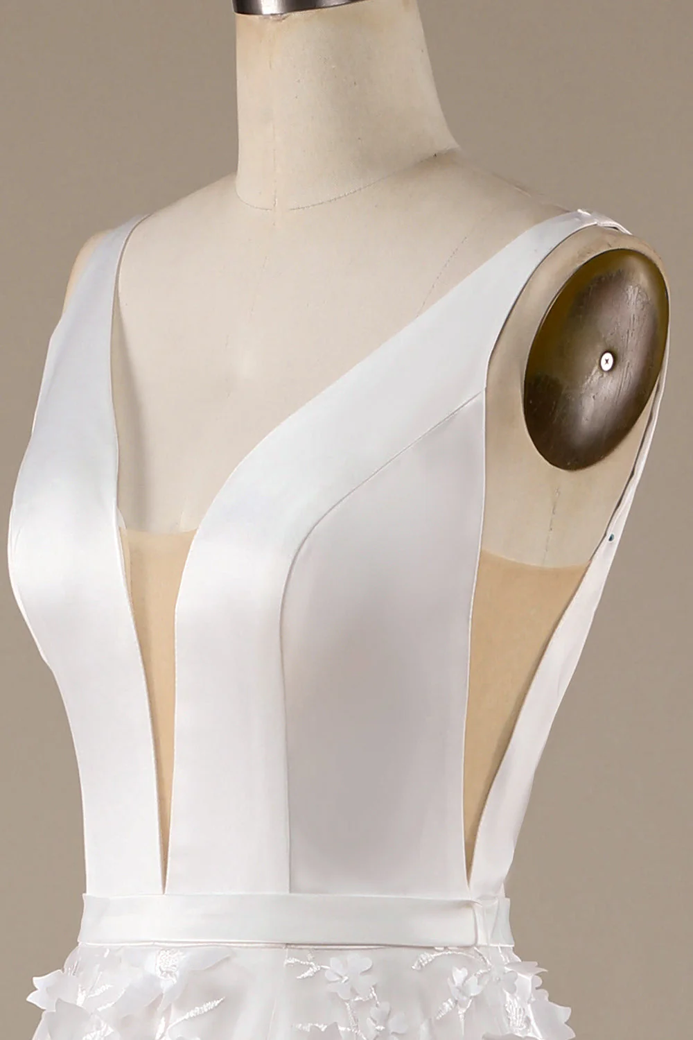 Robe de mariée à col en V A-Line ivoire avec fleurs 3D - Image 6