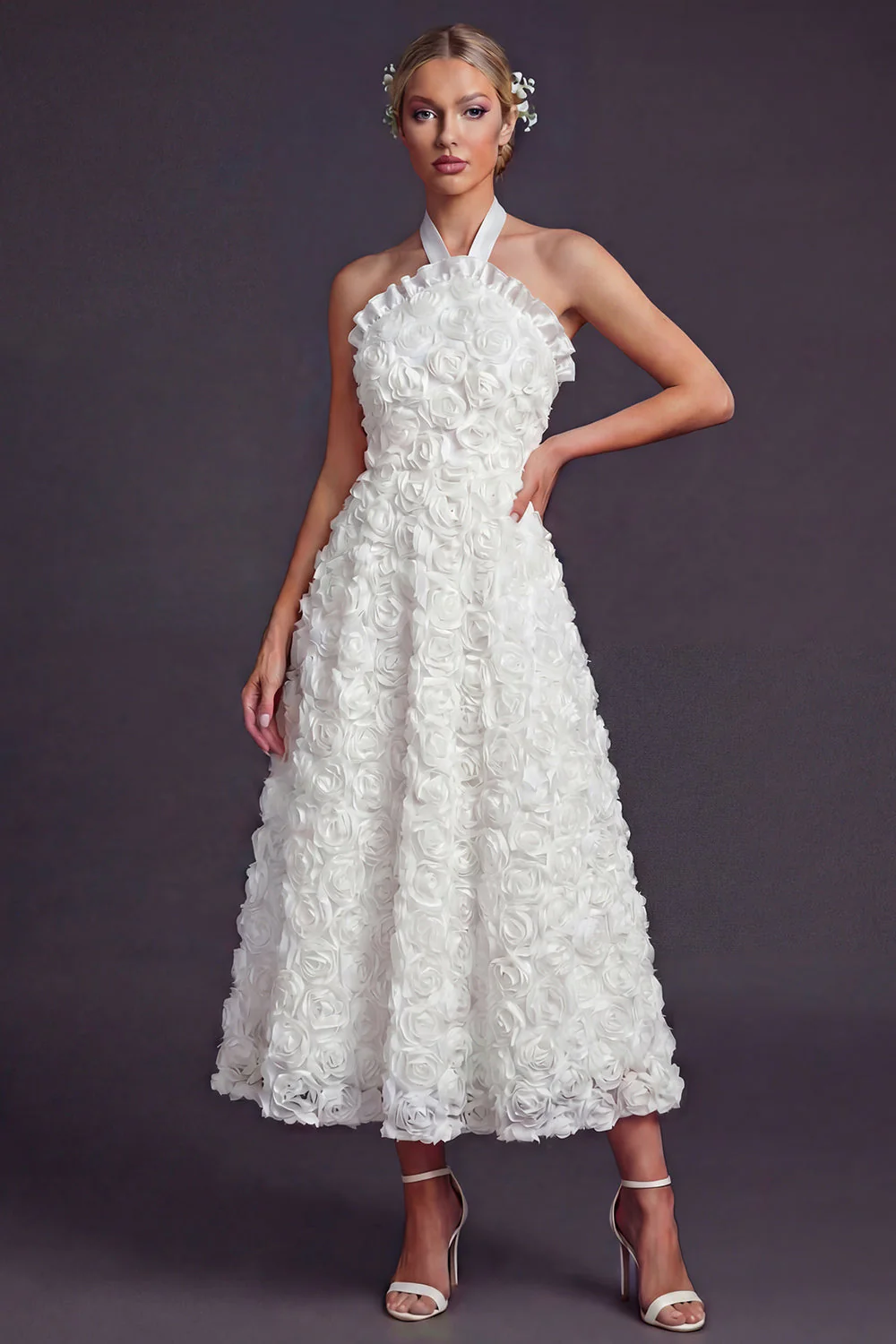 Robe de mariée blanche à dos nus 3D 3D