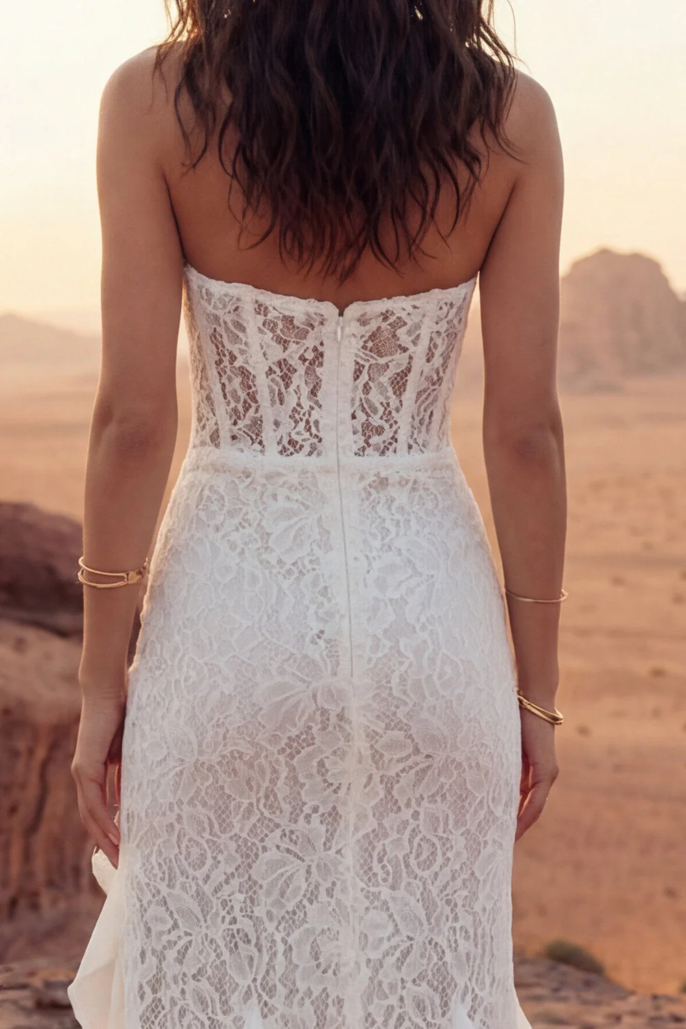 Robe de mariée bohème ivoire bustier sans bretelles à volants imprimé floral - Image 4